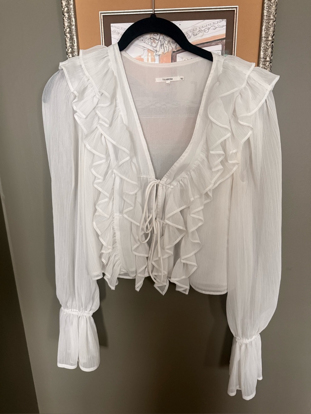 TULAROSA RARE WHITE MUTI RUFFLE BLOUSE XXS LIKE NEW FIRM PRICE